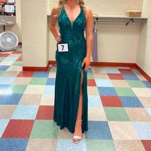 Emerald green sequin prom dress- size 4- only worn once